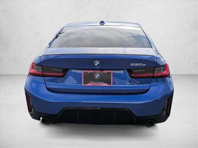 Certified 2023 BMW 330e w/ M Sport Package image 7