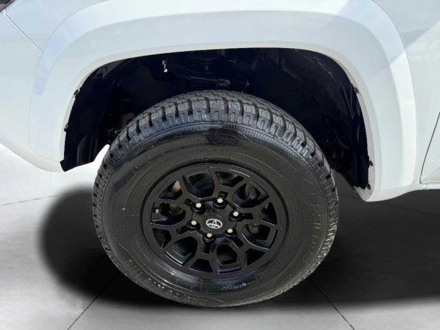 Used 2022 Toyota Tacoma SR5 RWD image 56