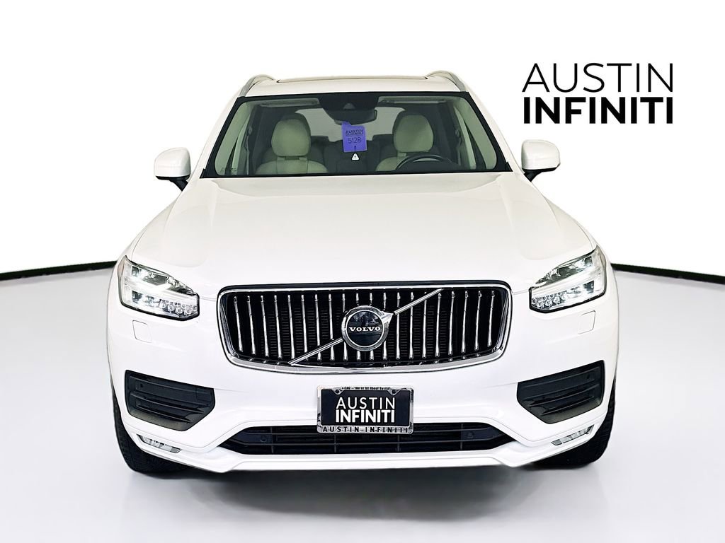 Used 2021 Volvo XC90 T6 Momentum image 2