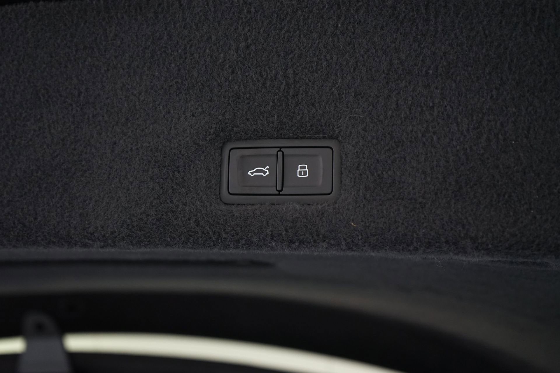 Used 2021 Lamborghini Urus image 47