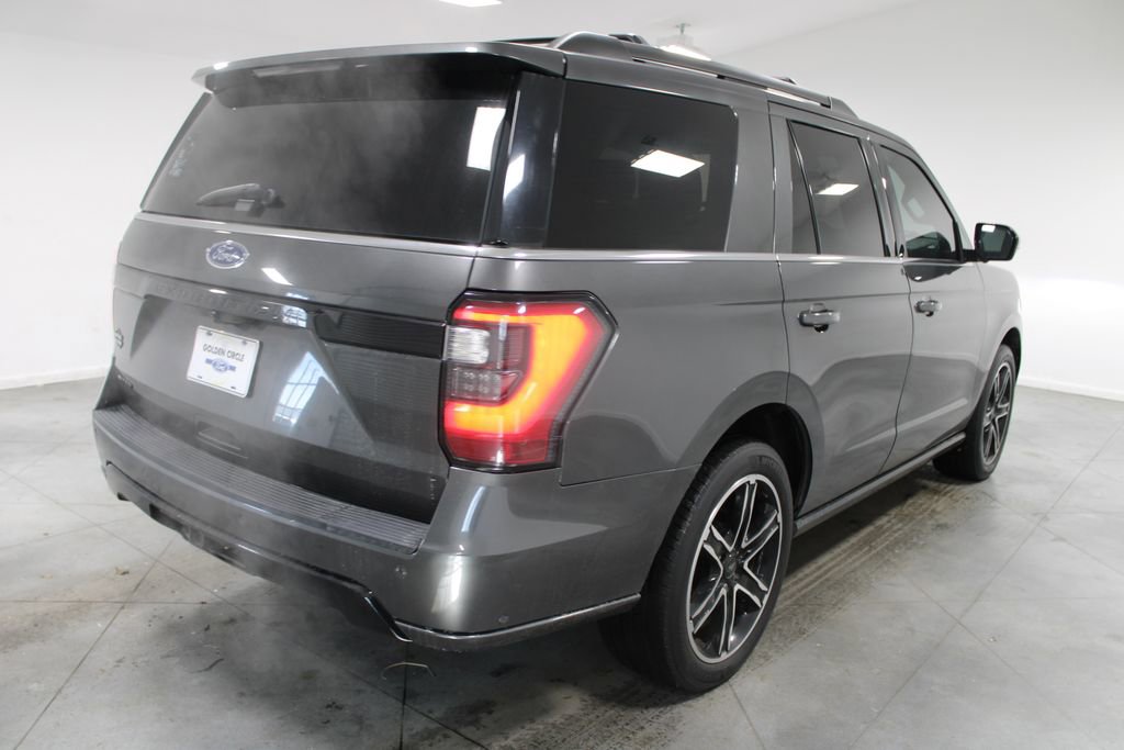 Used 2019 Ford Expedition Limited w/ Equipment Group 303A image 9
