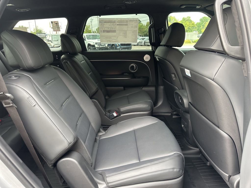 New 2026 Hyundai Palisade Calligraphy FWD image 13