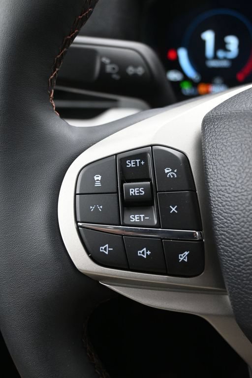 New 2026 Ford Explorer Active w/ Active Comfort Package AWD/4WD image 18