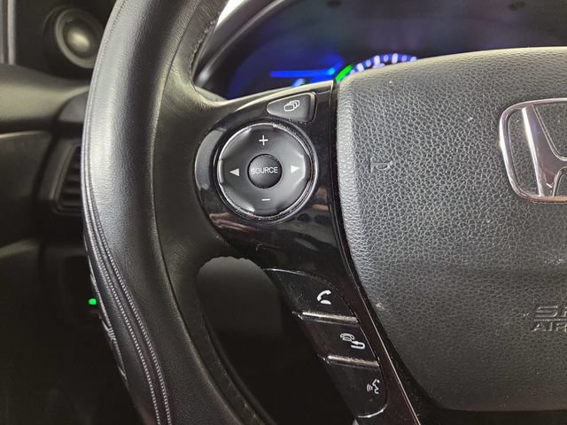 Used 2015 Honda Accord Touring image 21