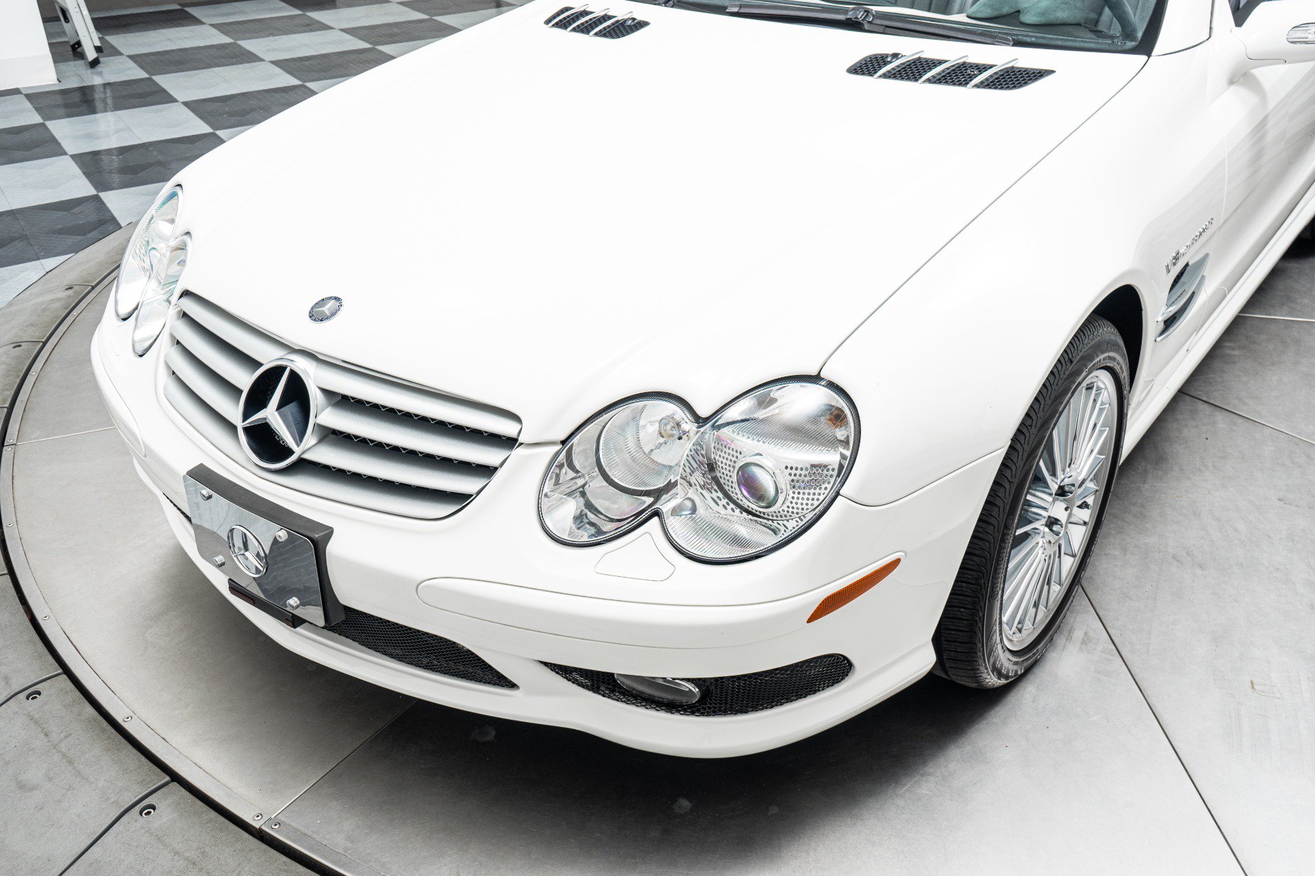 Used 2005 Mercedes-Benz SL 55 AMG image 33