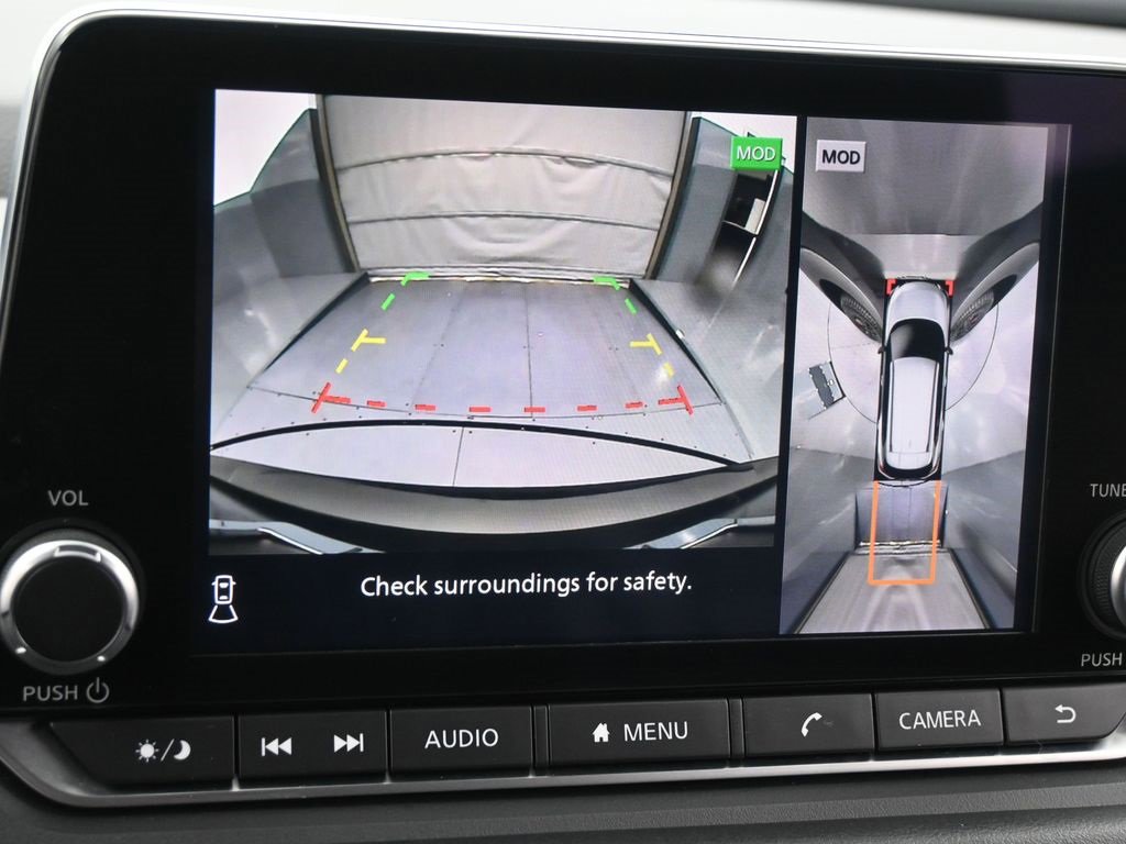 Used 2025 Nissan Rogue SV w/ Rock Creek Premium Package image 11