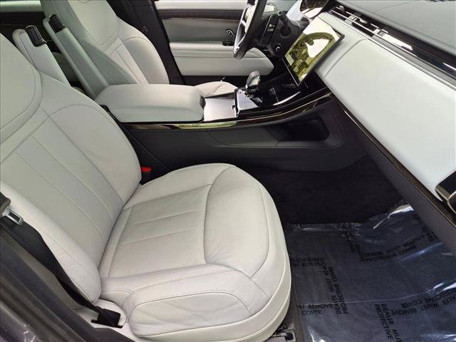 Used 2025 Land Rover Range Rover Sport AWD/4WD image 21