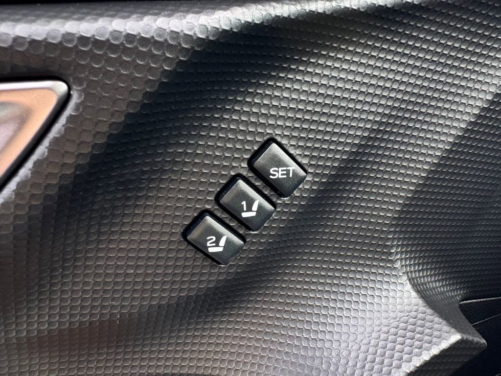 Used 2023 Subaru Forester Touring image 30