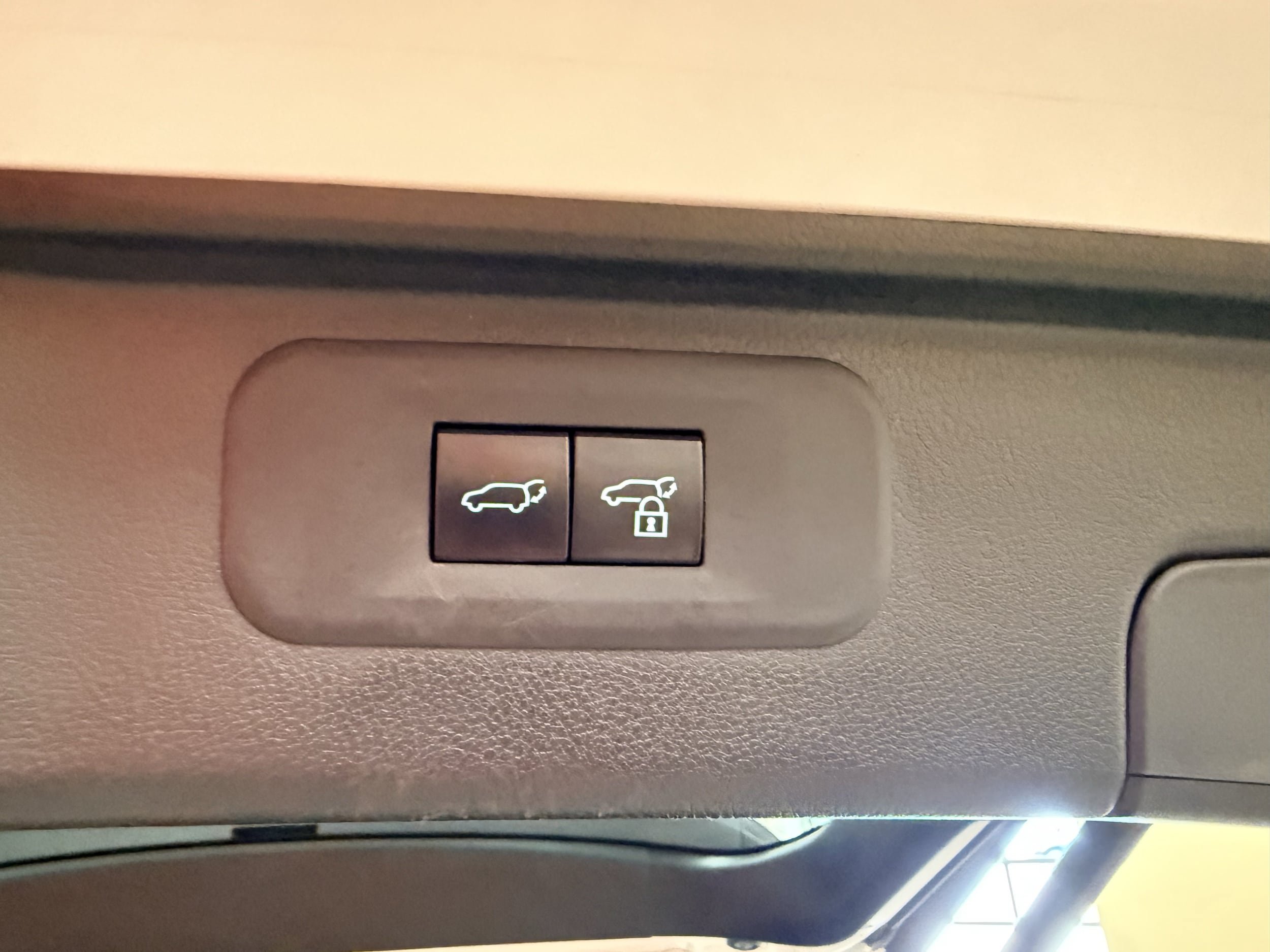 Used 2024 Toyota Grand Highlander AWD image 14