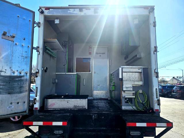 Used 2017 Ford E-450 and Econoline 450 Super Duty w/ Power Windows & Locks Group RWD image 30