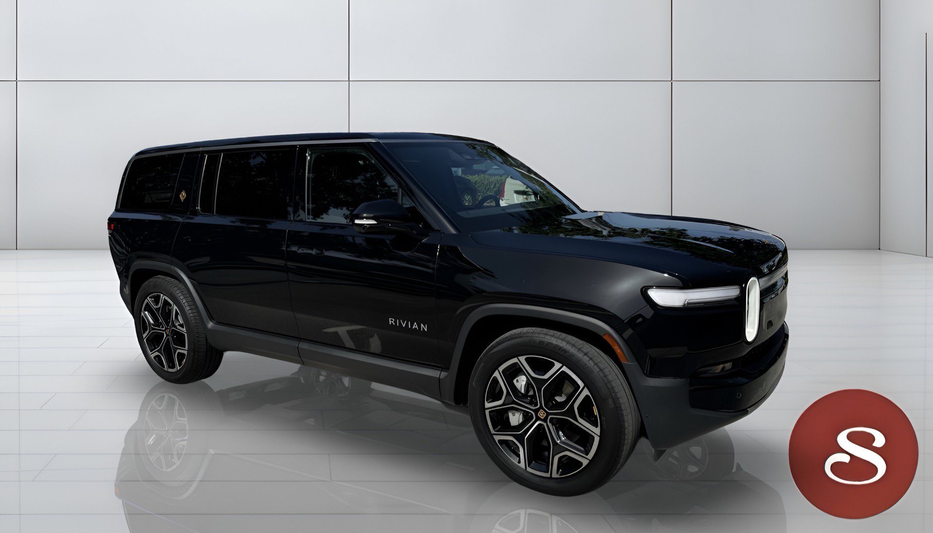 Used 2025 Rivian R1S Adventure AWD/4WD image 8