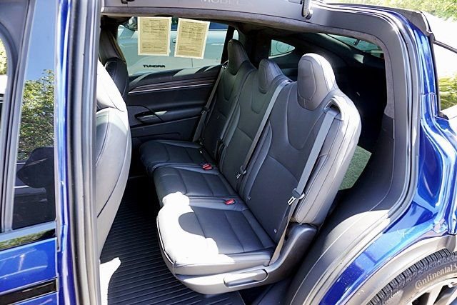 Used 2023 Tesla Model X AWD/4WD image 18