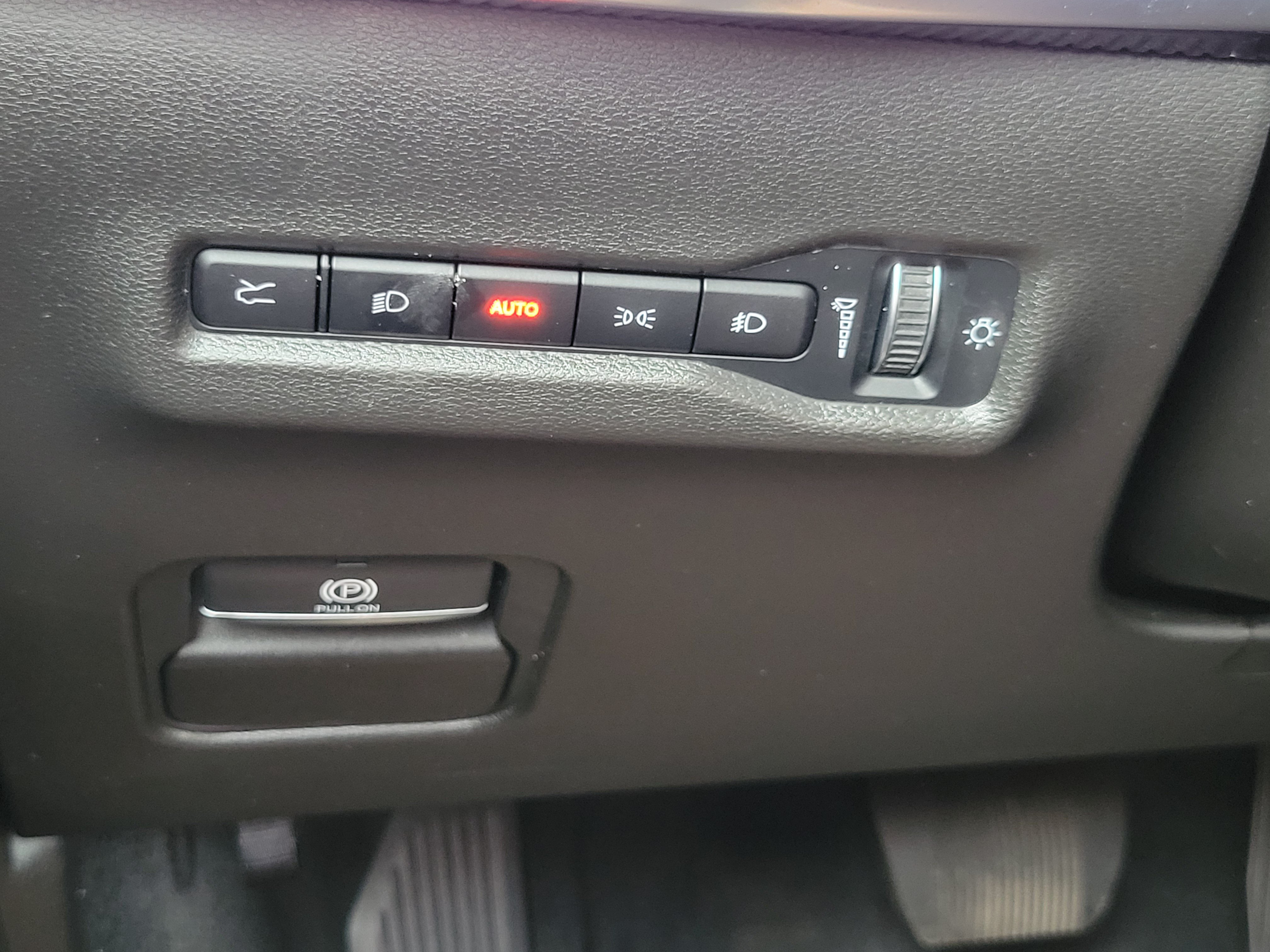 Used 2024 Jeep Wagoneer Launch Edition AWD/4WD image 11