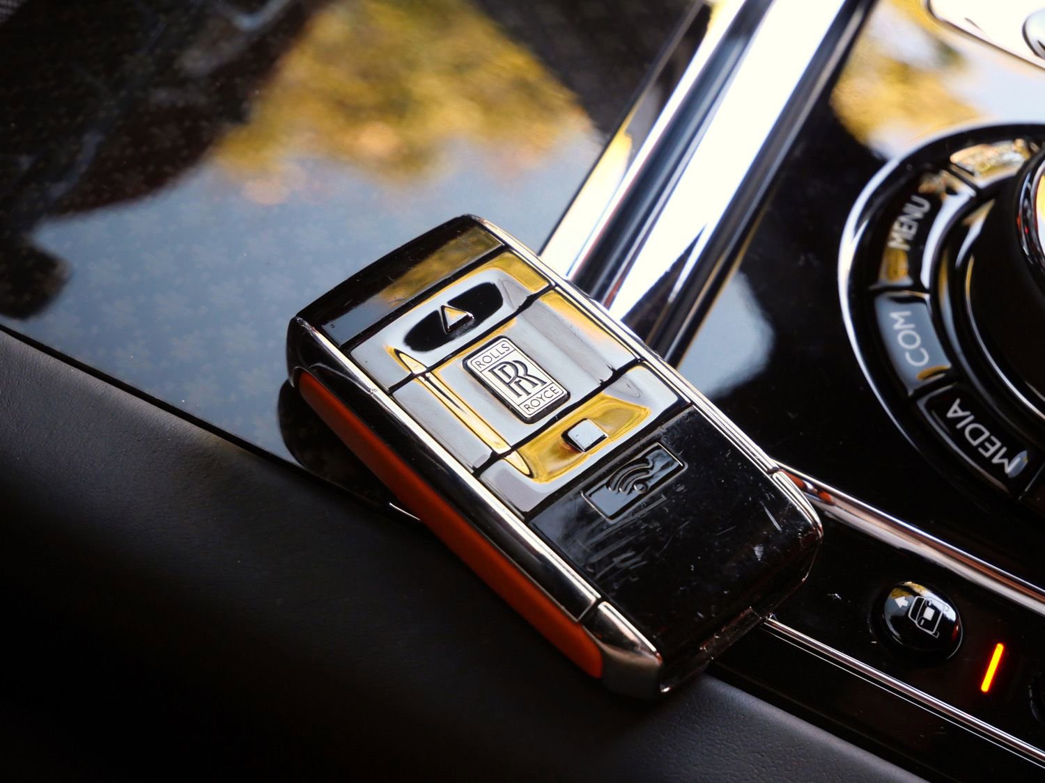 Certified 2024 Rolls-Royce Cullinan Black Badge image 31