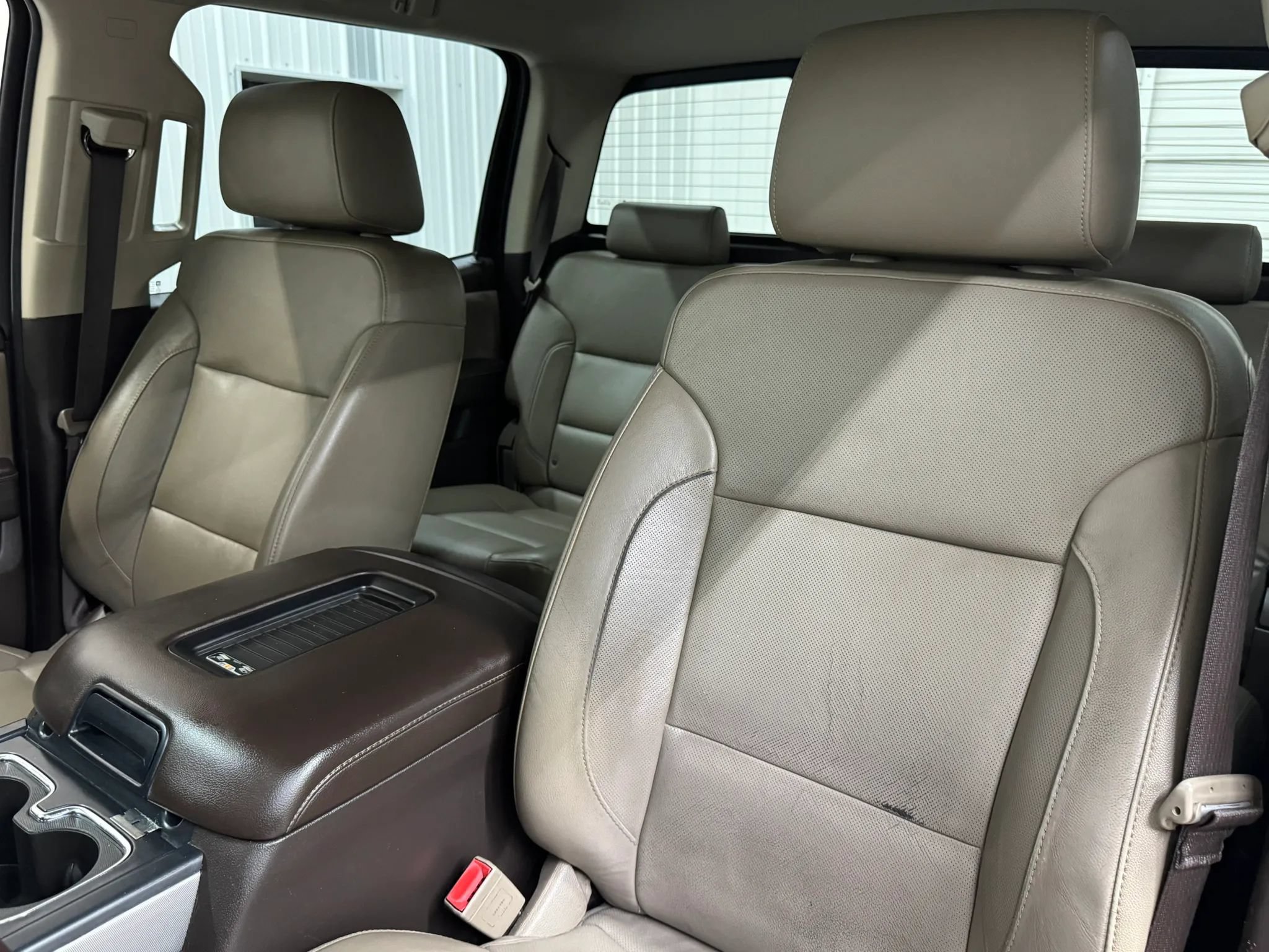 Used 2018 Chevrolet Silverado 2500 LTZ w/ Vortec Plus Package AWD/4WD image 11