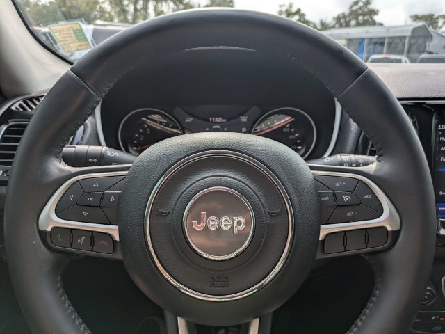 Used 2019 Jeep Compass Latitude FWD image 39