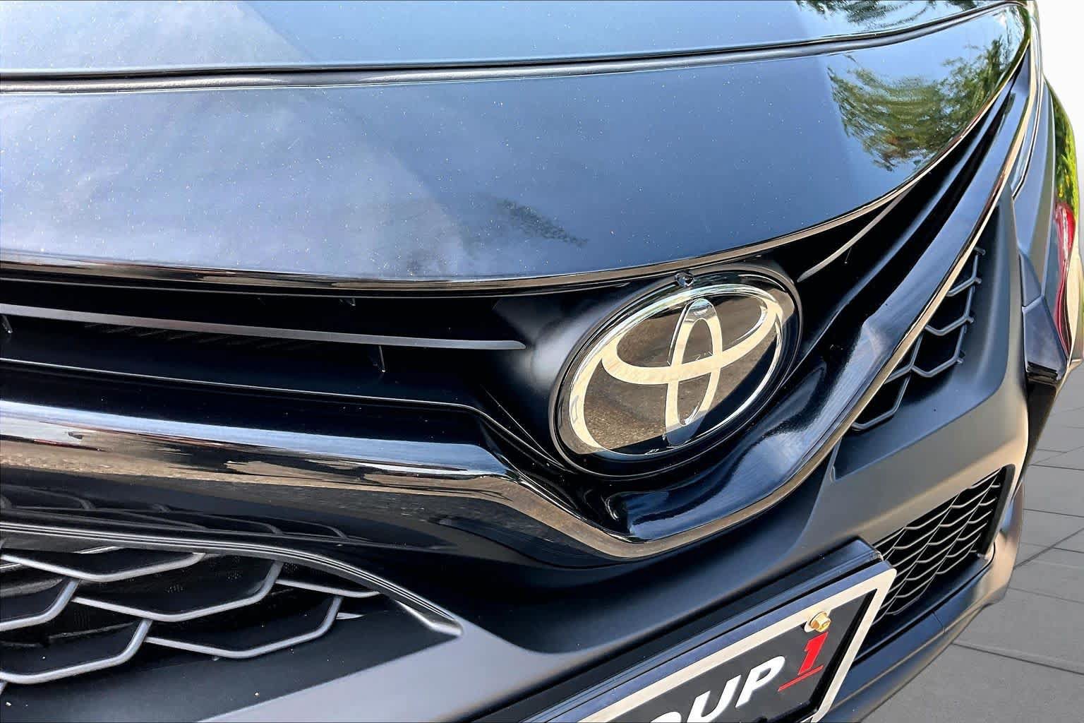 Certified 2024 Toyota Camry SE w/ Blackout Package (TMS) AWD/4WD image 28