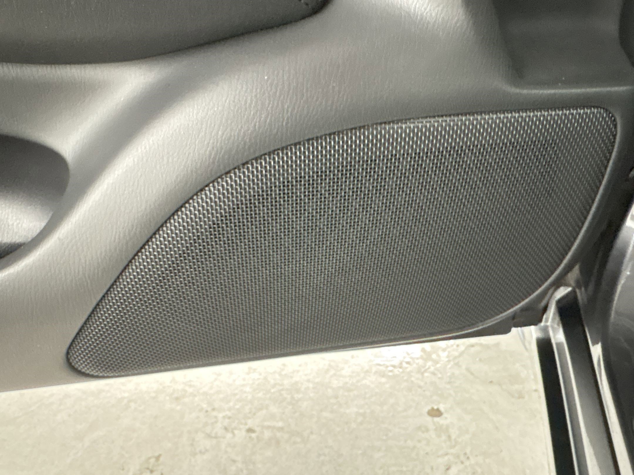 Used 2019 INFINITI Q70 Luxe image 23