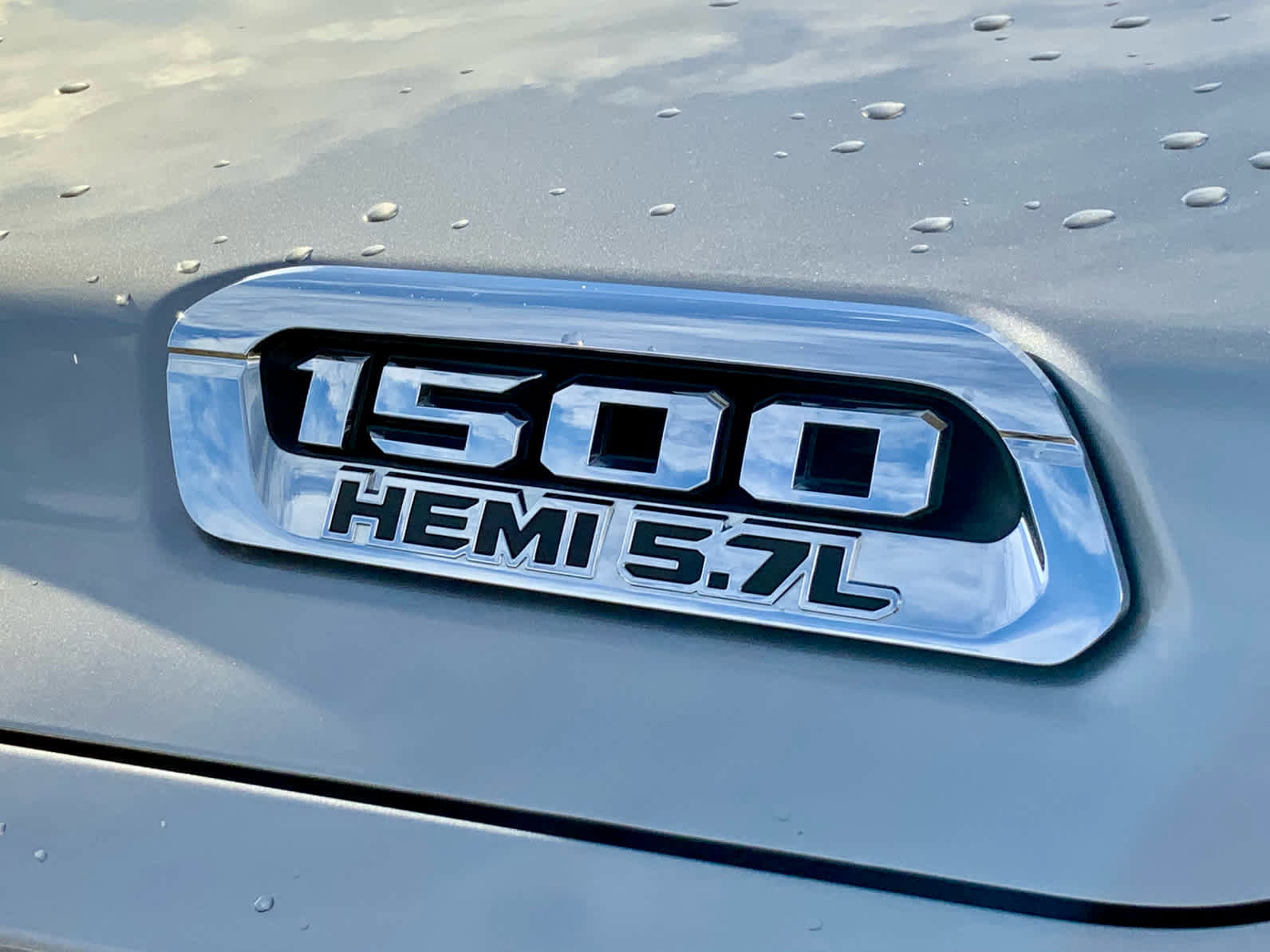 Used 2020 RAM 1500 Laramie w/ Off Road Group image 24