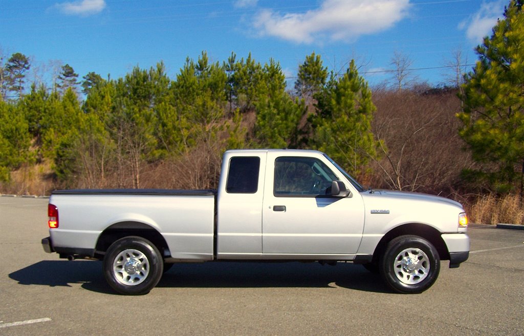 Used 2010 Ford Ranger XLT image 5