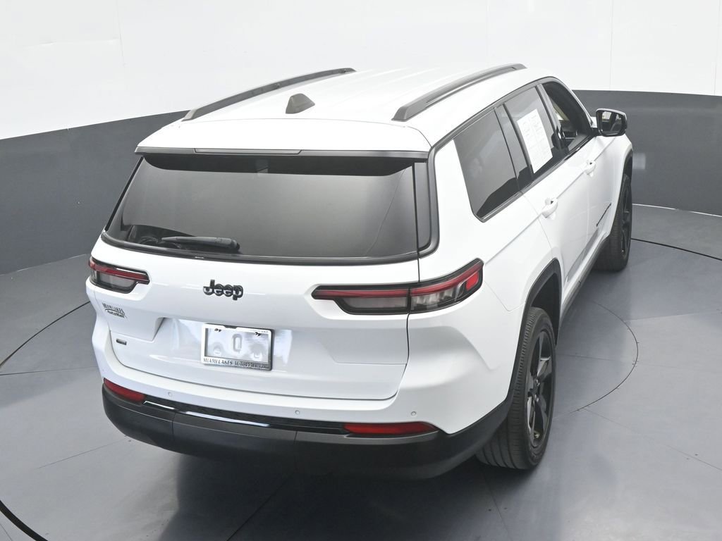 Used 2023 Jeep Grand Cherokee L Laredo RWD image 54