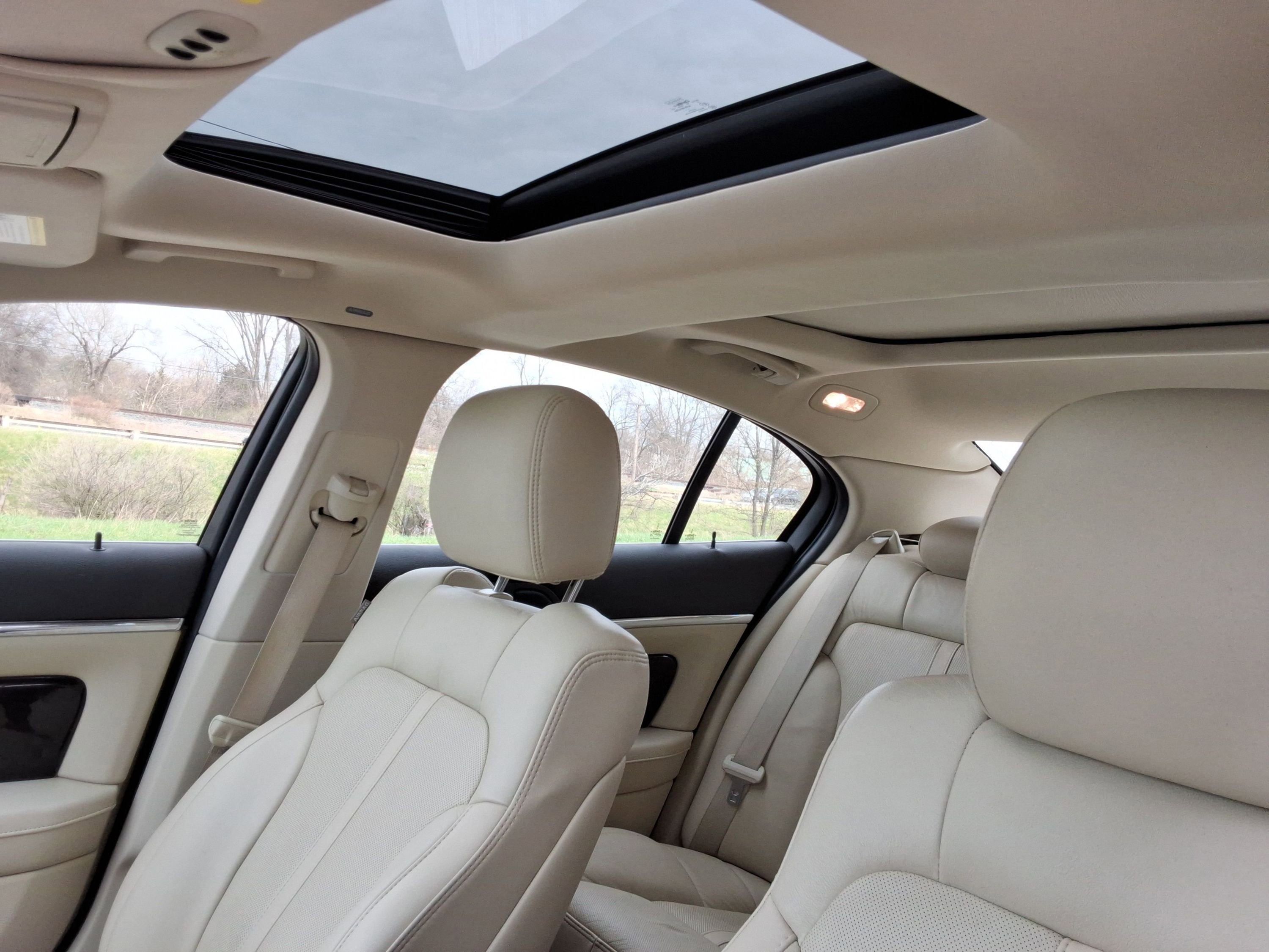 Used 2015 Lincoln MKS AWD w/ Equipment Group 101A image 24