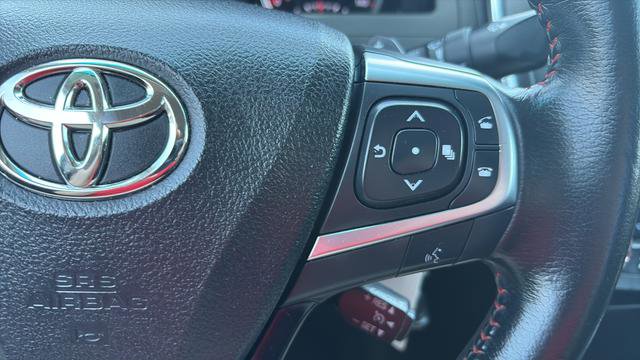 Used 2016 Toyota Camry SE image 29