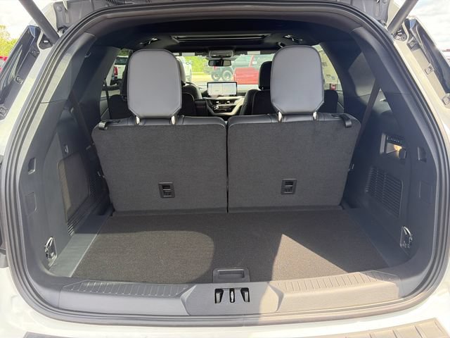 New 2026 Ford Explorer Tremor w/ Tremor Ultimate Package AWD/4WD image 8