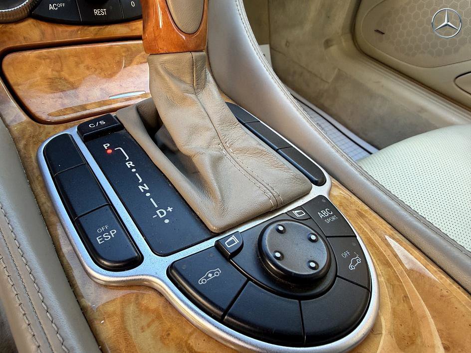 Used 2004 Mercedes-Benz SL 600 image 30