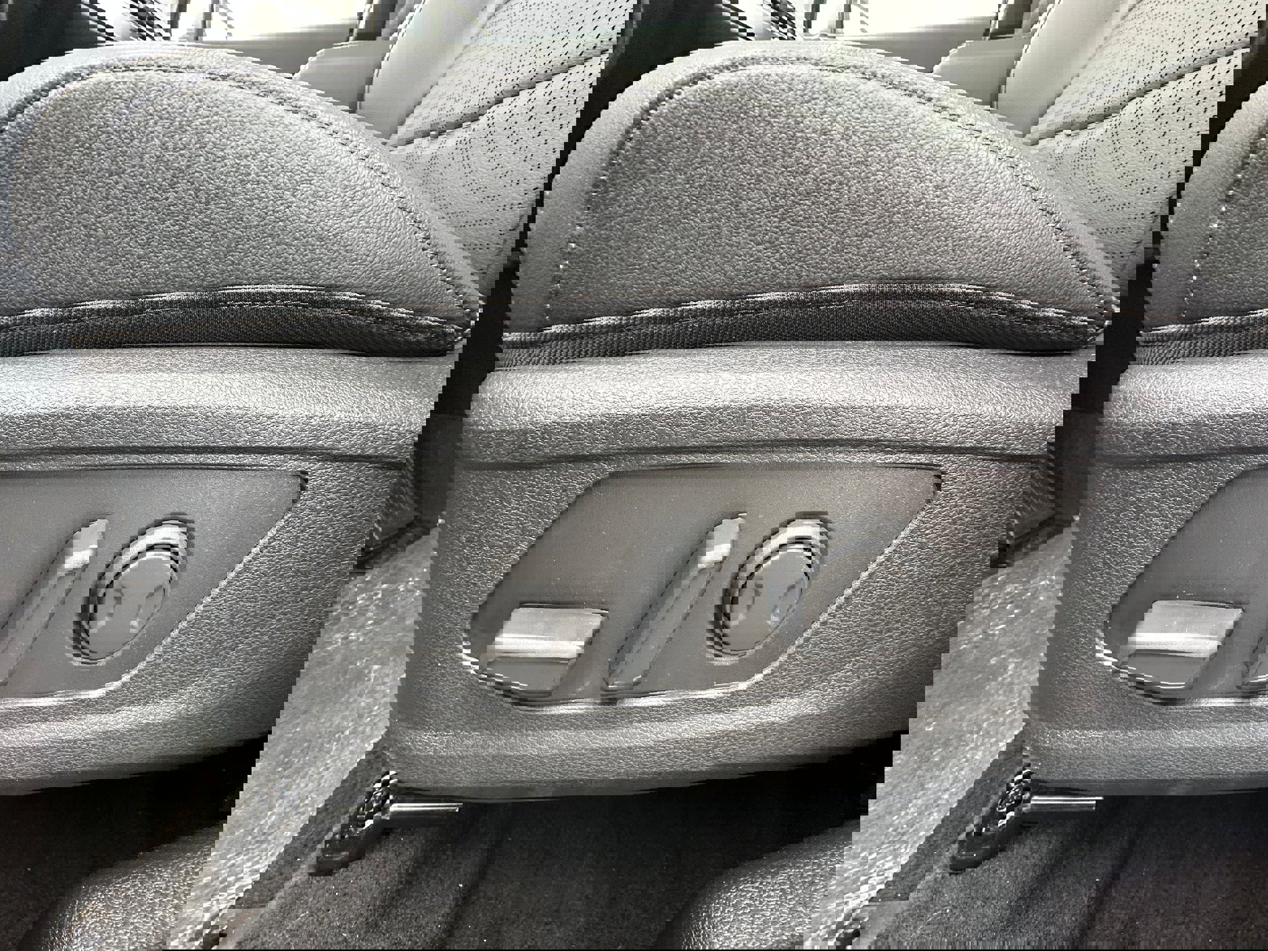 New 2026 Kia Sportage SX image 34