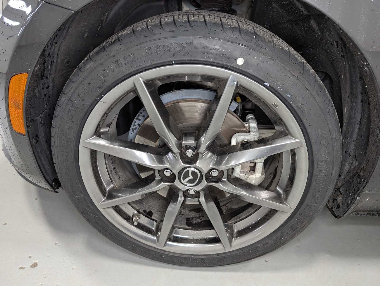 Used 2019 MAZDA MX-5 Miata RF Grand Touring image 3