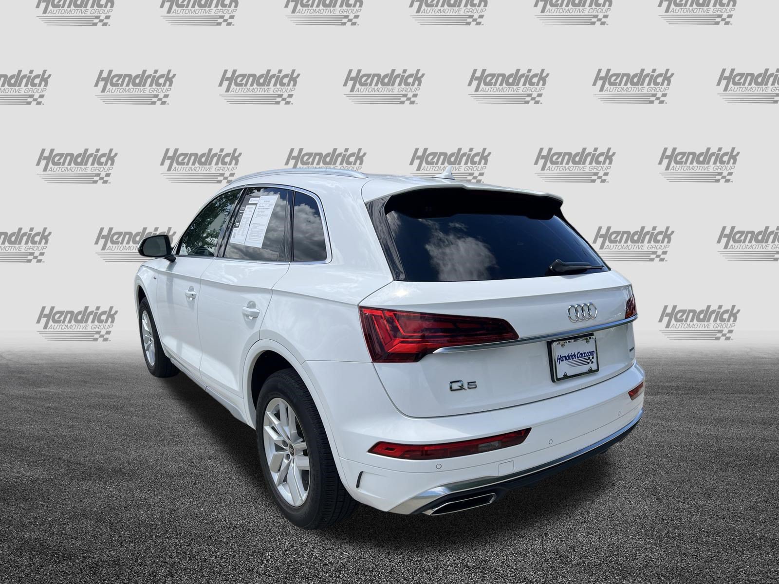 Certified 2023 Audi Q5 2.0T Premium w/ Convenience Package AWD/4WD image 7