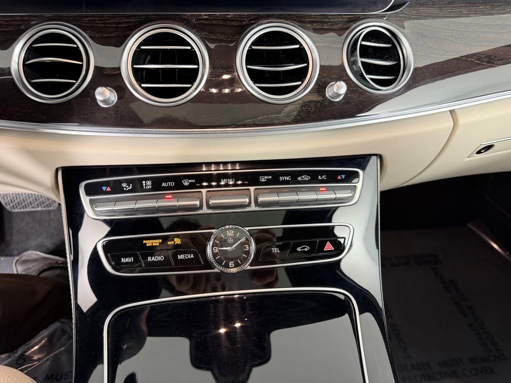 Used 2018 Mercedes-Benz E 300 4MATIC image 22