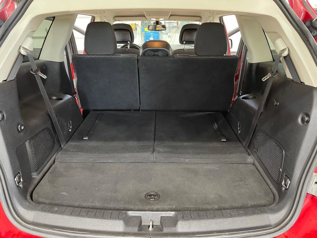 Used 2018 Dodge Journey SE w/ Blacktop Package FWD image 17