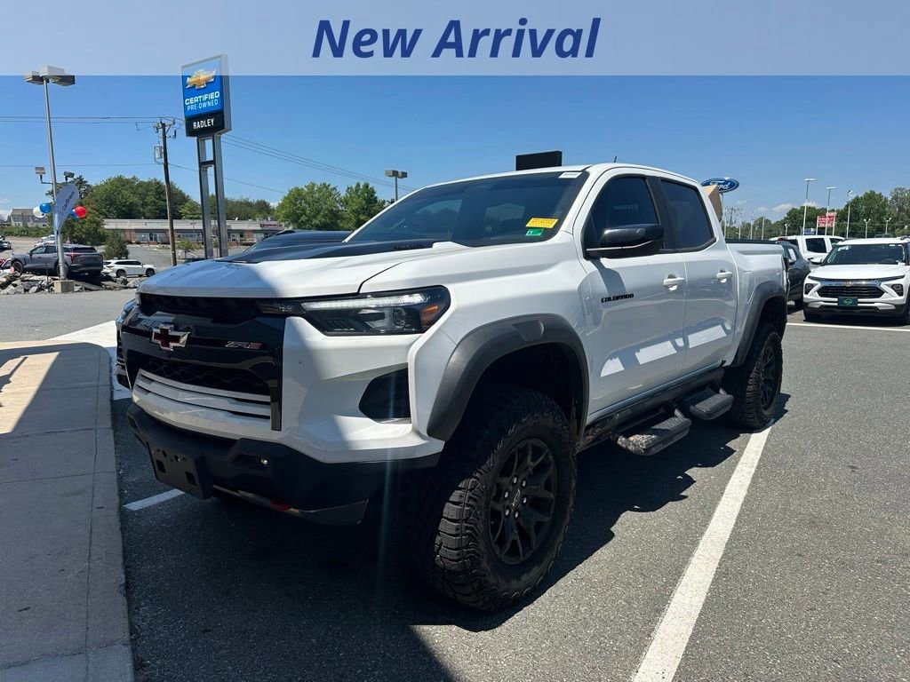 Certified 2025 Chevrolet Colorado ZR2 w/ Midnight Edition