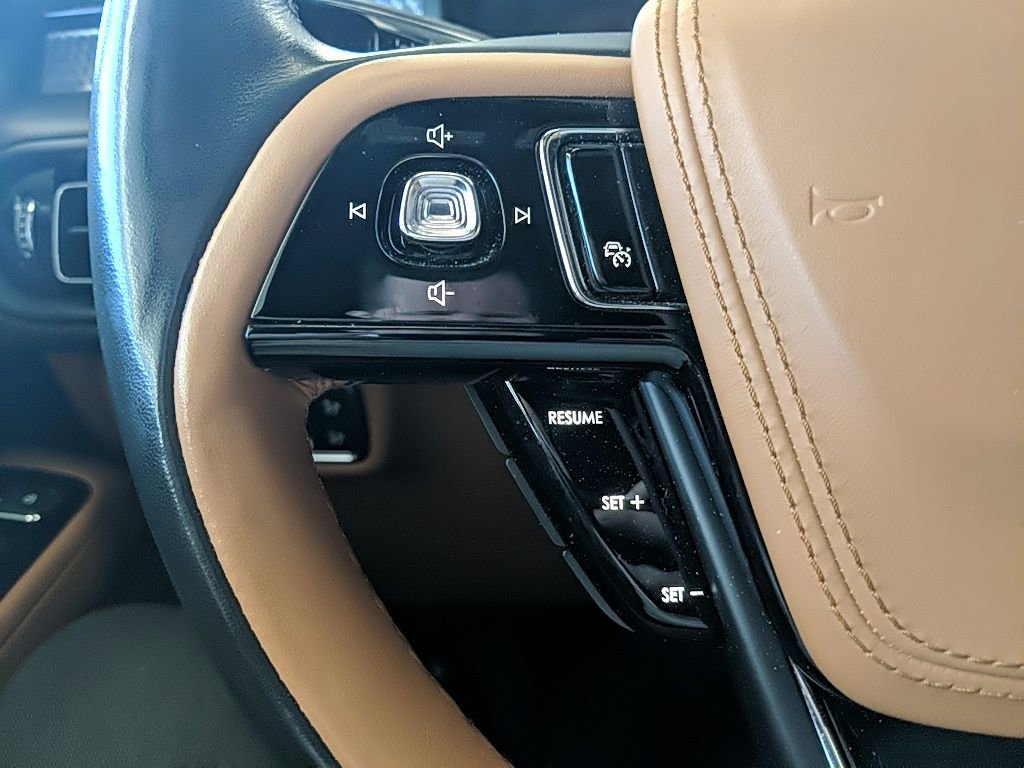 Certified 2023 Lincoln Aviator Black Label w/ Class IV Trailer Tow Package image 18