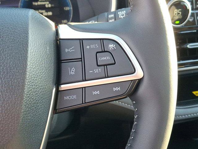 Certified 2026 Toyota Highlander Limited AWD/4WD image 19