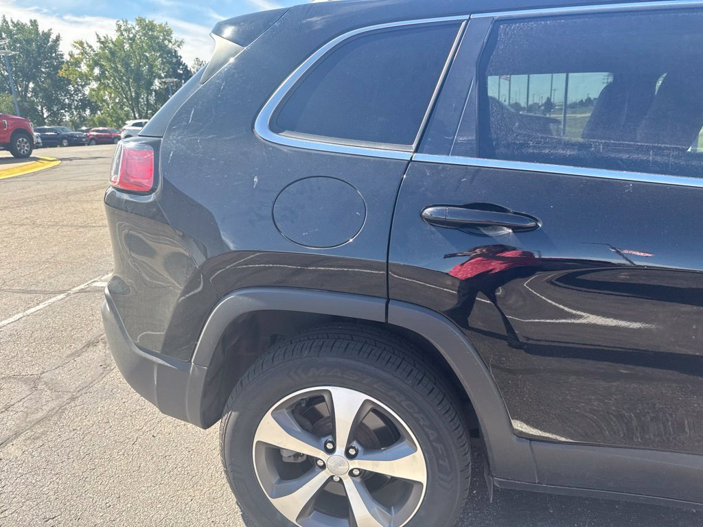 Used 2020 Jeep Cherokee Limited AWD/4WD image 10