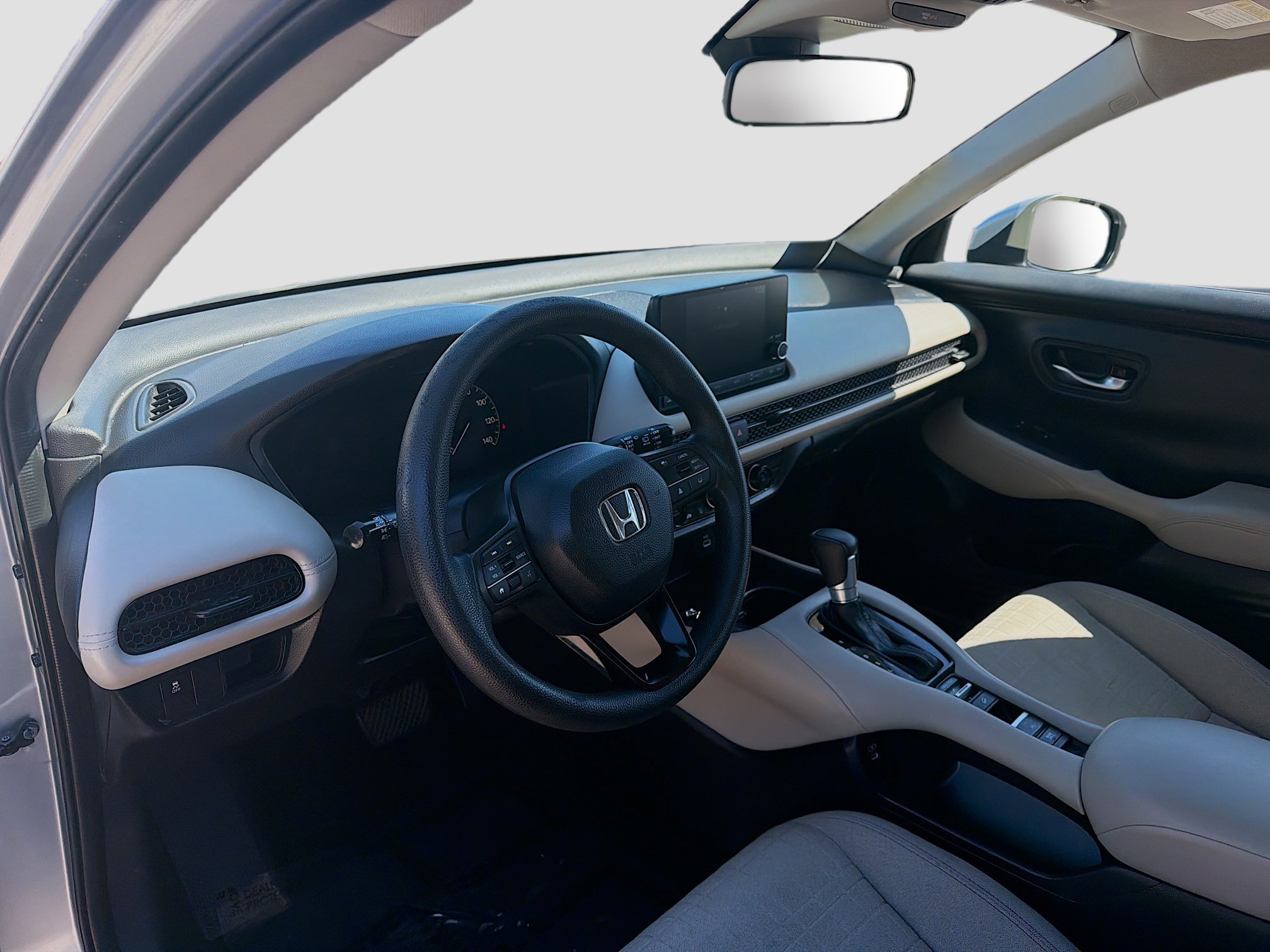 Used 2024 Honda HR-V LX image 9