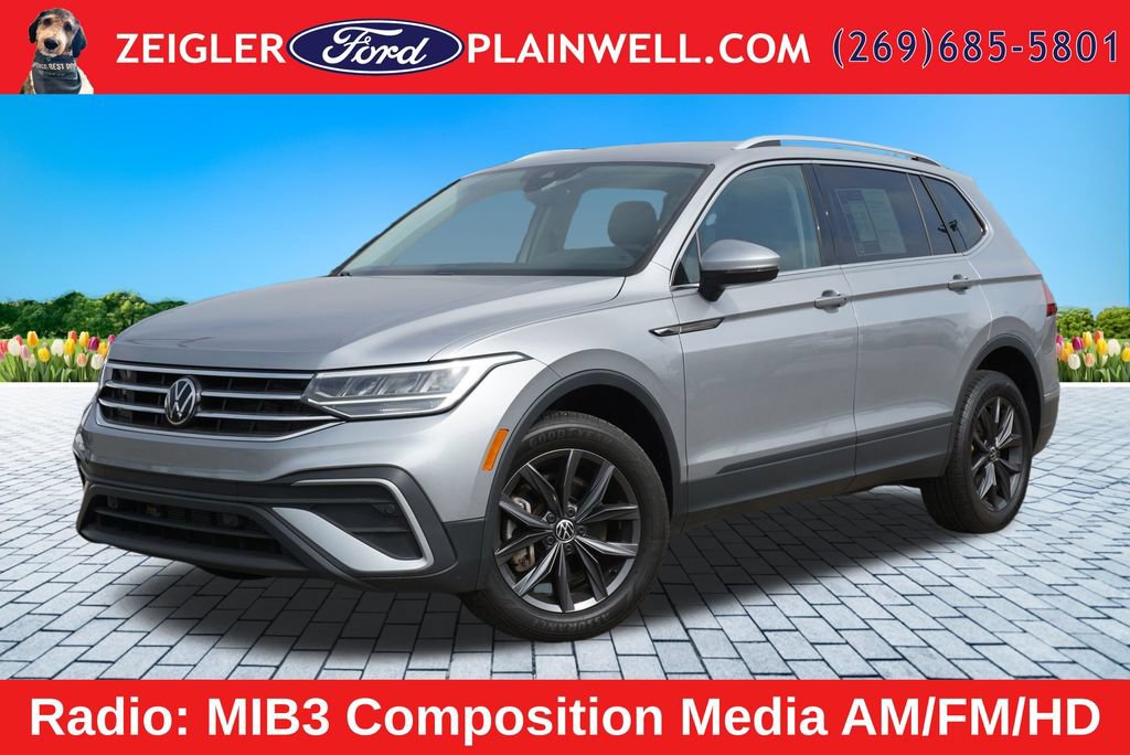 Used 2023 Volkswagen Tiguan SE AWD/4WD image 1