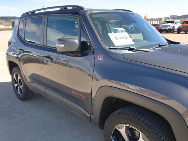 Used 2019 Jeep Renegade Trailhawk w/ Cold Weather Group II AWD/4WD image 10