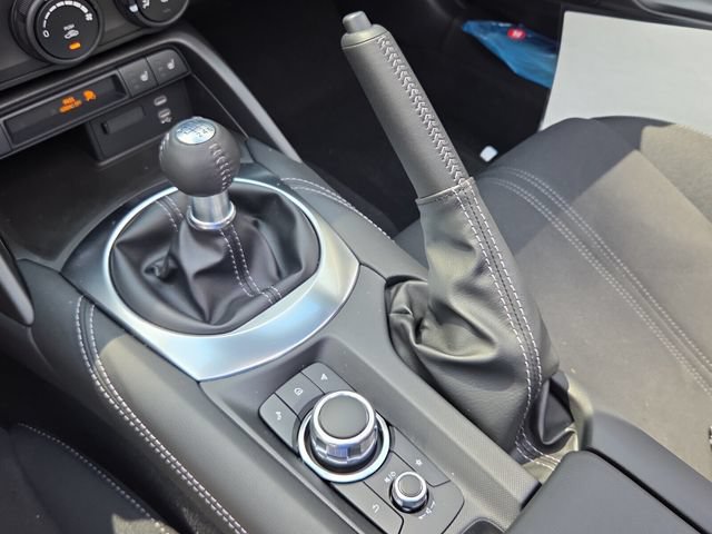 New 2026 MAZDA MX-5 Miata Club w/ Interior Package RWD image 7
