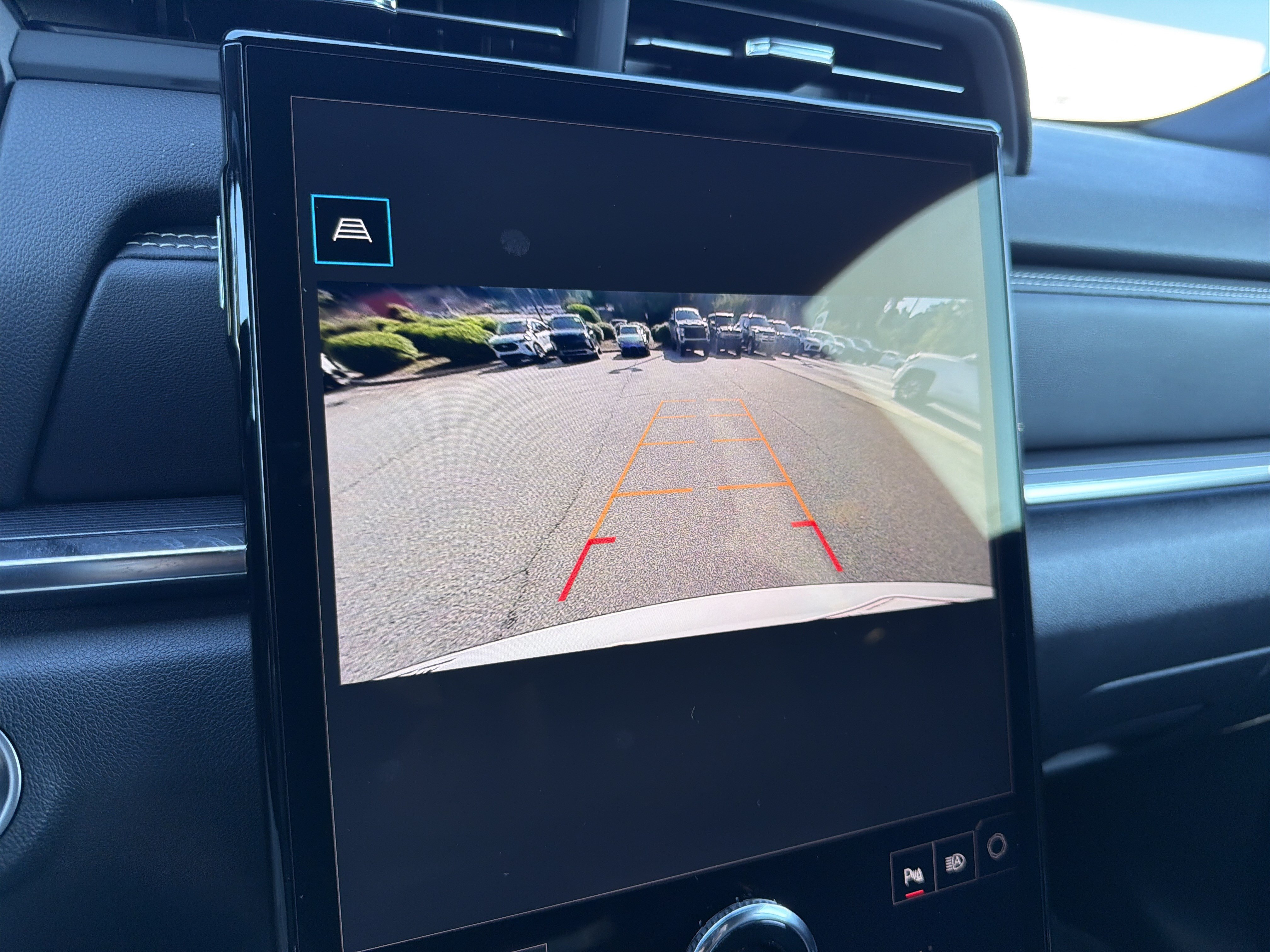 Used 2025 GMC Terrain Elevation FWD image 7