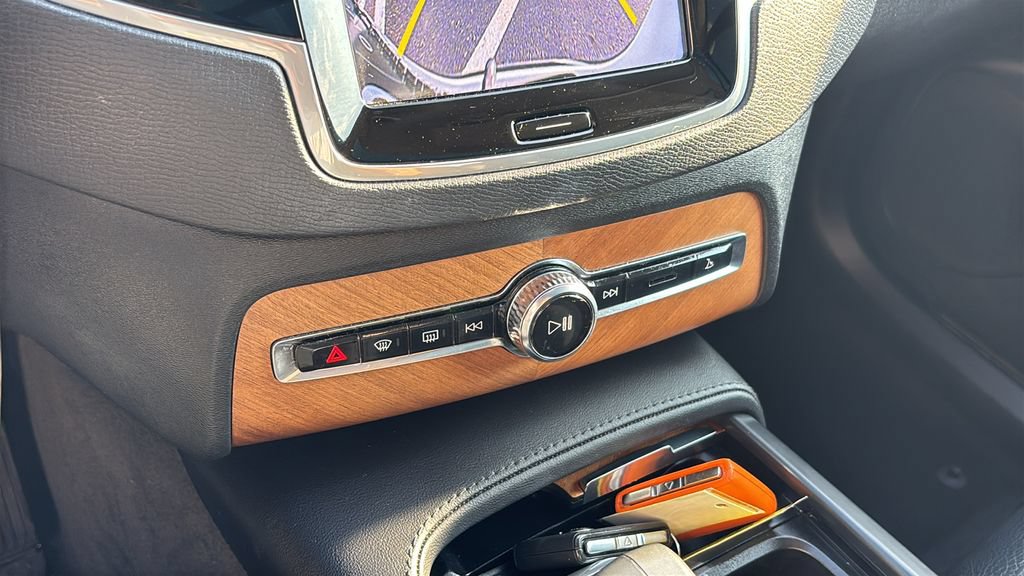 Certified 2023 Volvo XC90 B6 Plus AWD/4WD image 20