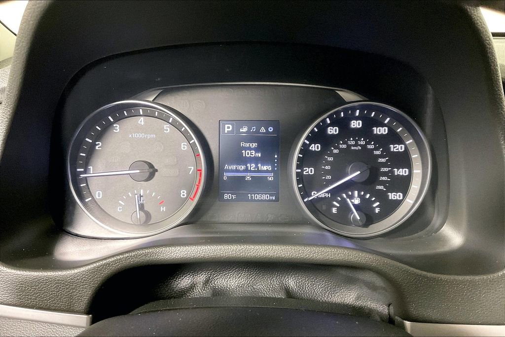 Used 2017 Hyundai Elantra Limited image 18