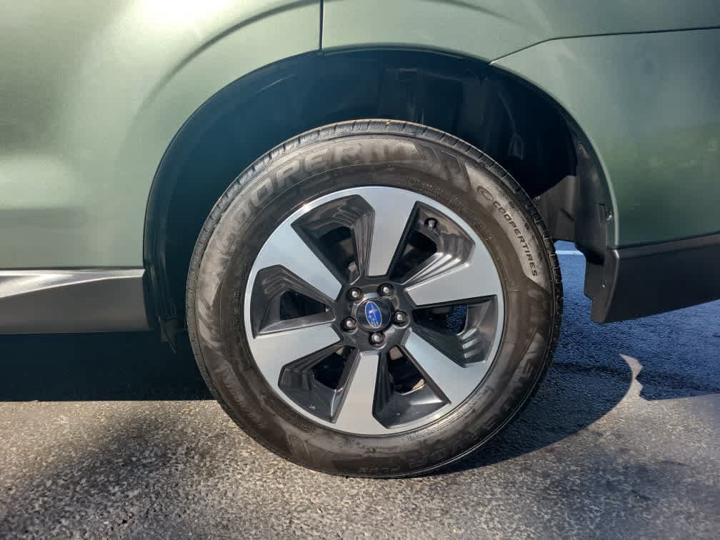 Used 2017 Subaru Forester 2.5i w/ Alloy Wheel Package AWD/4WD image 28