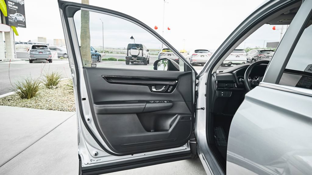 Used 2025 Honda CR-V EX-L image 18