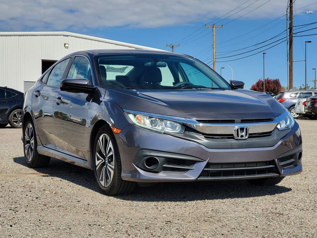 Used 2017 Honda Civic EX-T image 3