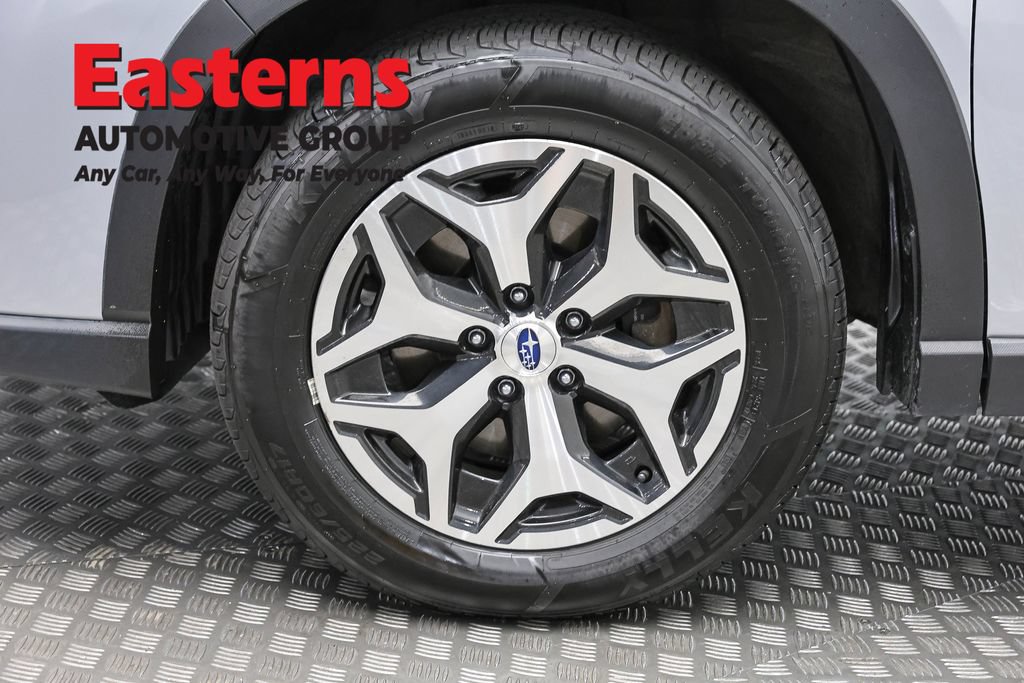 Used 2022 Subaru Forester Premium AWD/4WD image 35