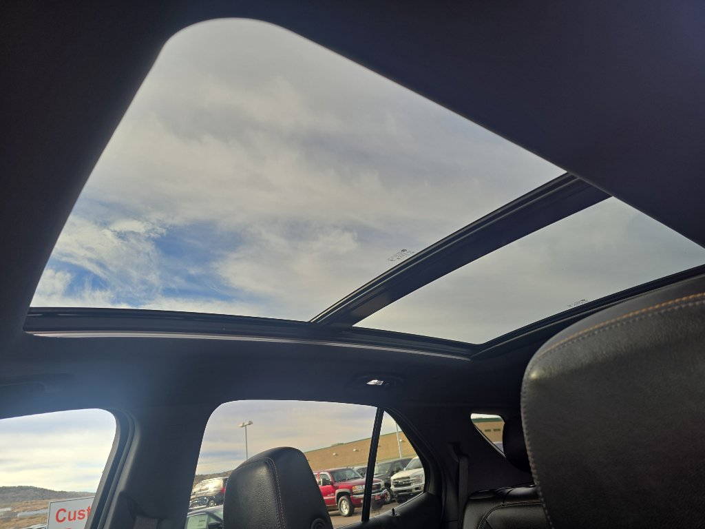 Used 2023 Chevrolet Equinox Premier image 24